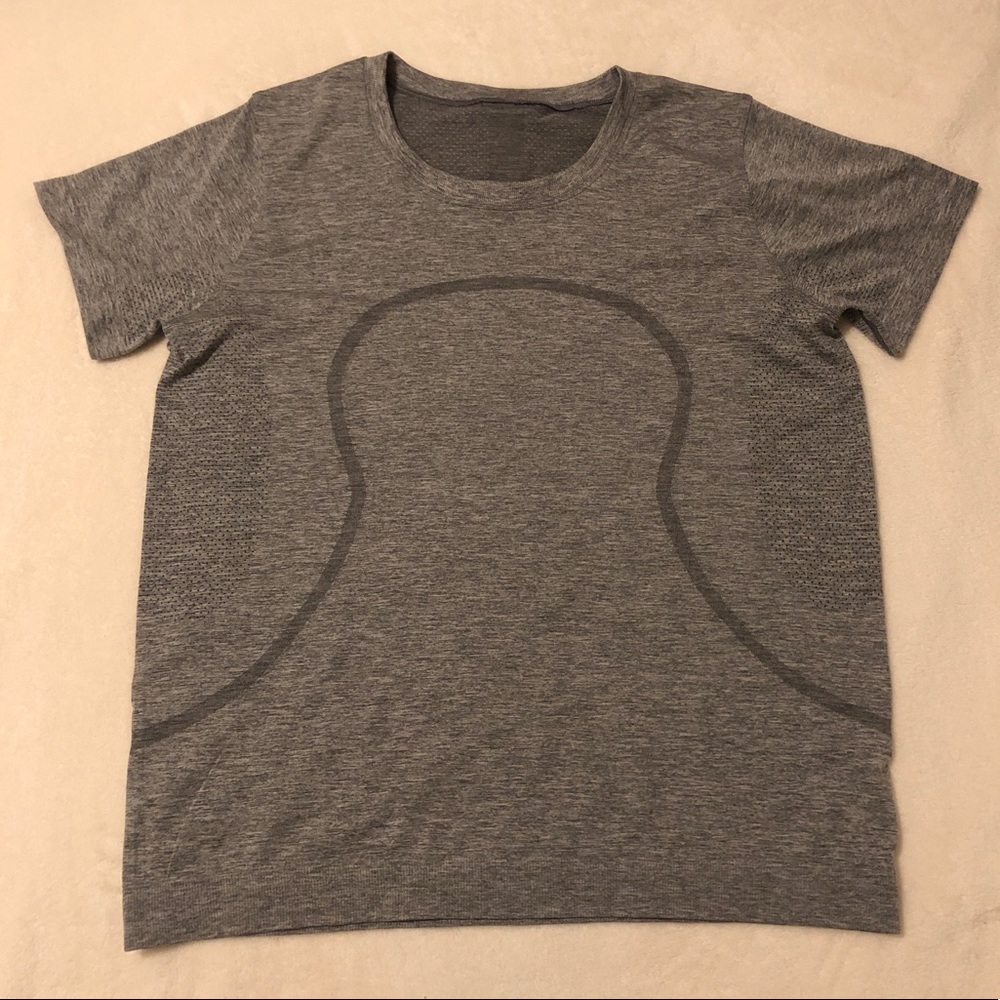 Lululemon Relaxed Swiftly Top Gray Size 10 NWOT